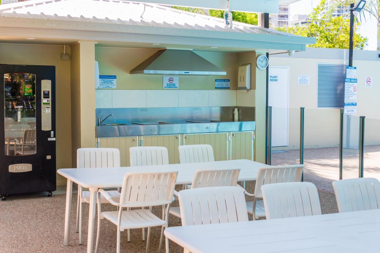 Mari Court Resort Gold Coast Buitenkant foto